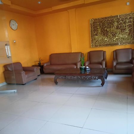Catur Adi Putra Hotel Denpasar  Exterior photo