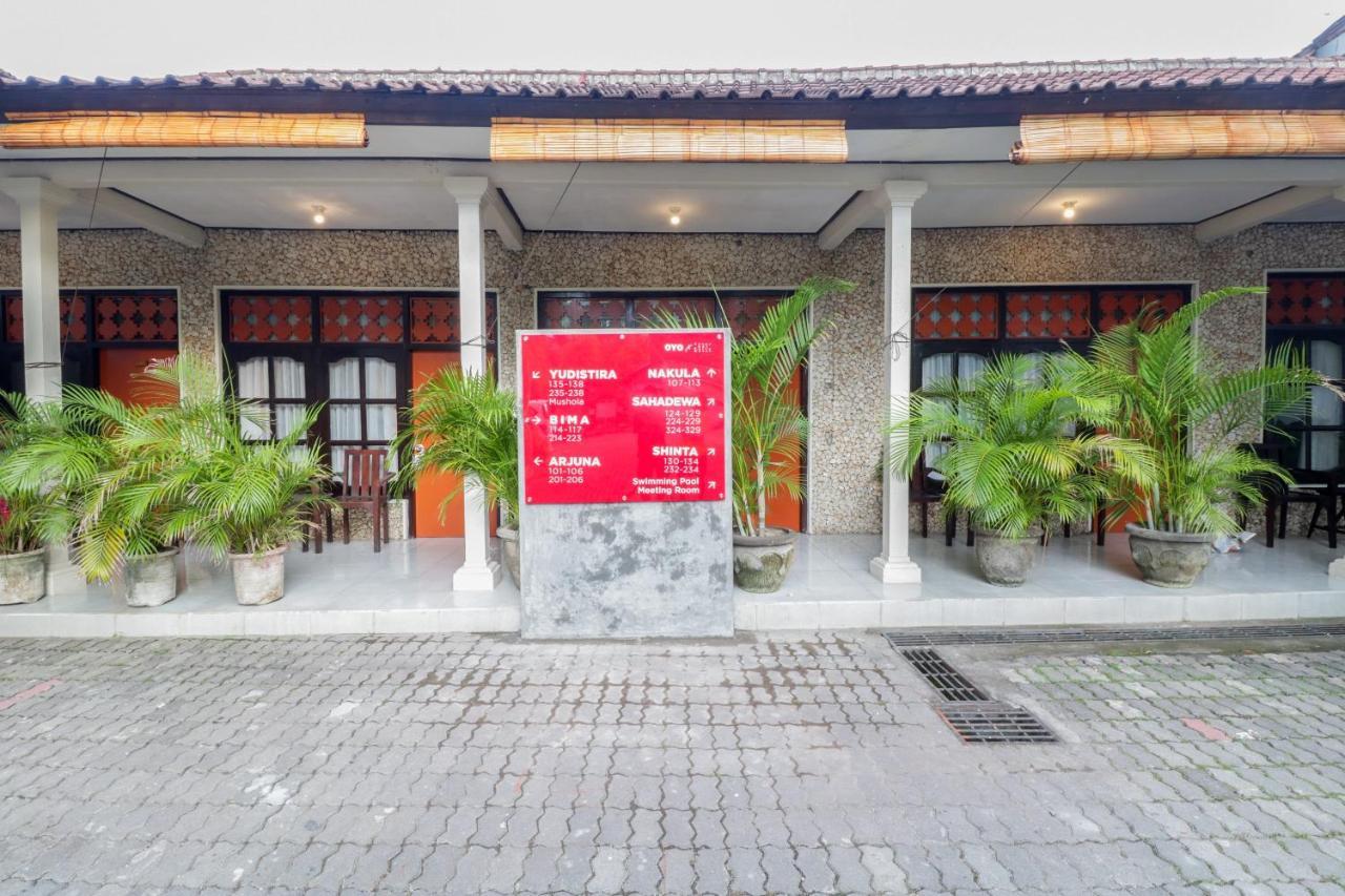 Catur Adi Putra Hotel Denpasar  Exterior photo